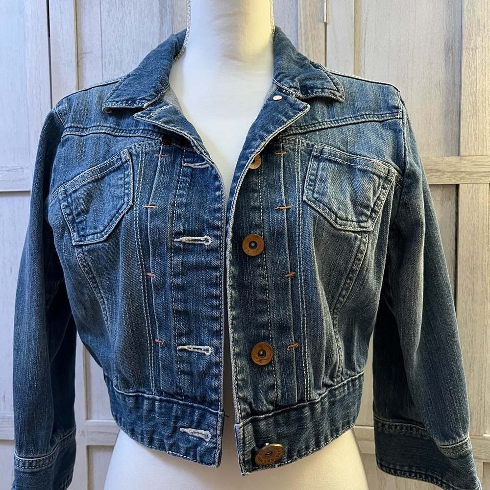 DKNY cropped denim jacket medium